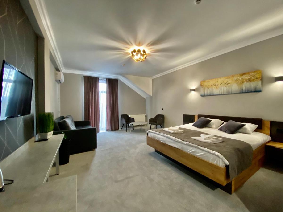 Кайзервальд Карпати Hotel Ngoại thất bức ảnh