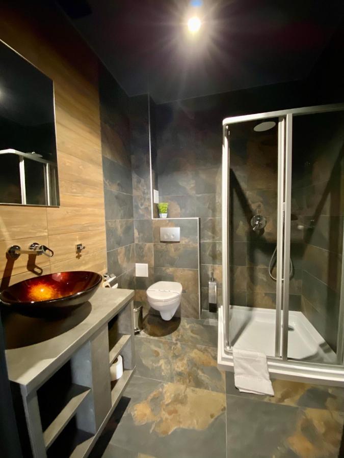 Кайзервальд Карпати Hotel Ngoại thất bức ảnh